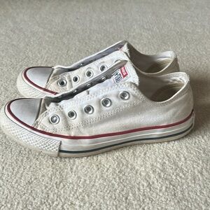 ⭐️ Converse Chuck Taylor All-Star Sneakers